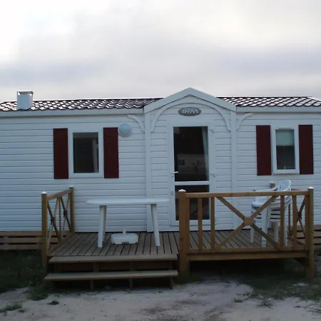 Natur Camping Bungalow T2 - 10 Casa de Férias Pataias